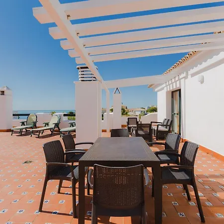 Torrenueva Park * 라칼라데미야스